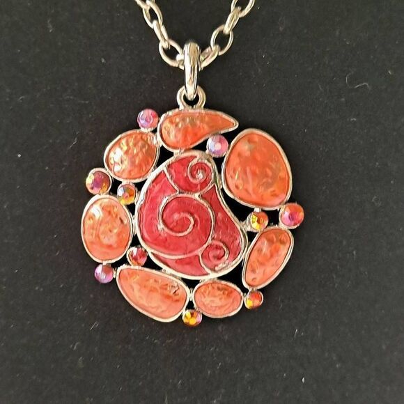 Fashion statement necklace and earring set Nwt - Picture 2 of 6